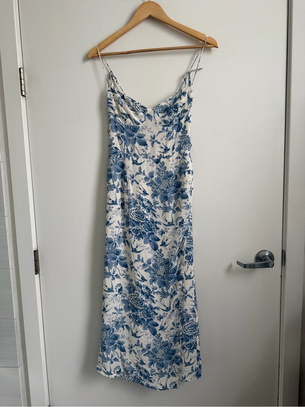 Reformation Kourtney Dress (WORN ONCE, SZ 4P)